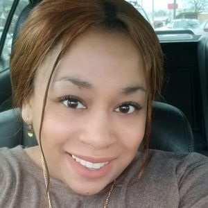 Meet your Posher, Simone